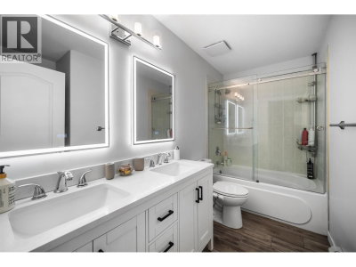 2253 PARKWAY Boulevard | Coquitlam British Columbia | Slide Image Twenty-two
