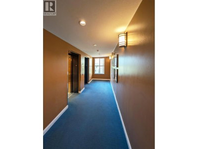 3629 DEERCREST Drive | North Vancouver British Columbia | Slide Image Seventeen