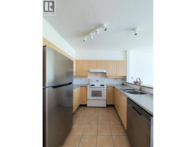 3629 DEERCREST Drive | North Vancouver British Columbia | Slide Image Nine