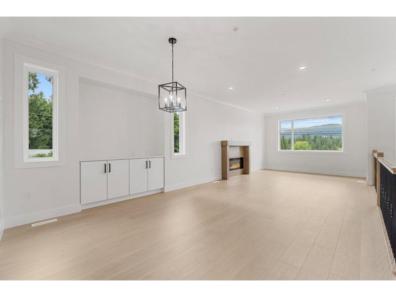 33664 DEWDNEY TRUNK Road Mission British Columbia, V2V 6Y4 - 6 Bedrooms Home For Sale
