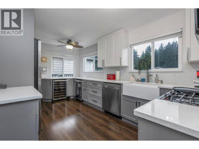 1130 BLUE HERON Crescent | Port Coquitlam British Columbia | Slide Image Five