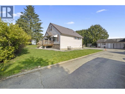20138 LORNE Avenue | Maple Ridge British Columbia | Slide Image Thirteen