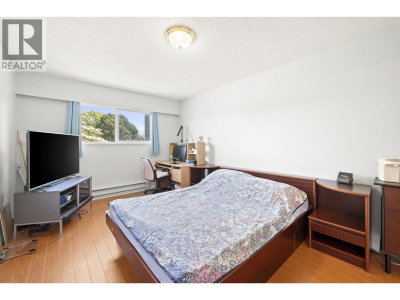 10311 HOLLYMOUNT Drive | Richmond British Columbia | Slide Image Eleven