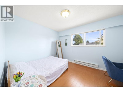 10311 HOLLYMOUNT Drive | Richmond British Columbia | Slide Image Thirteen
