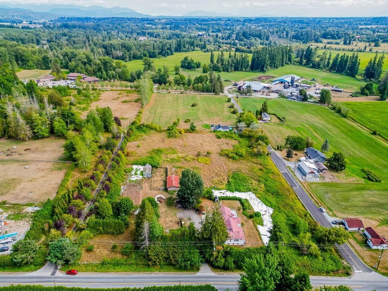 7714 216 Street Langley British Columbia, V2Y 2S5 - 4 Bedrooms Home For Sale