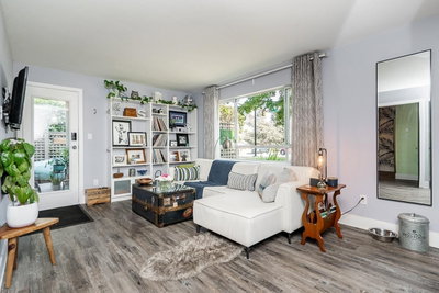 15991 THRIFT Avenue | White Rock British Columbia | Slide Image Eight