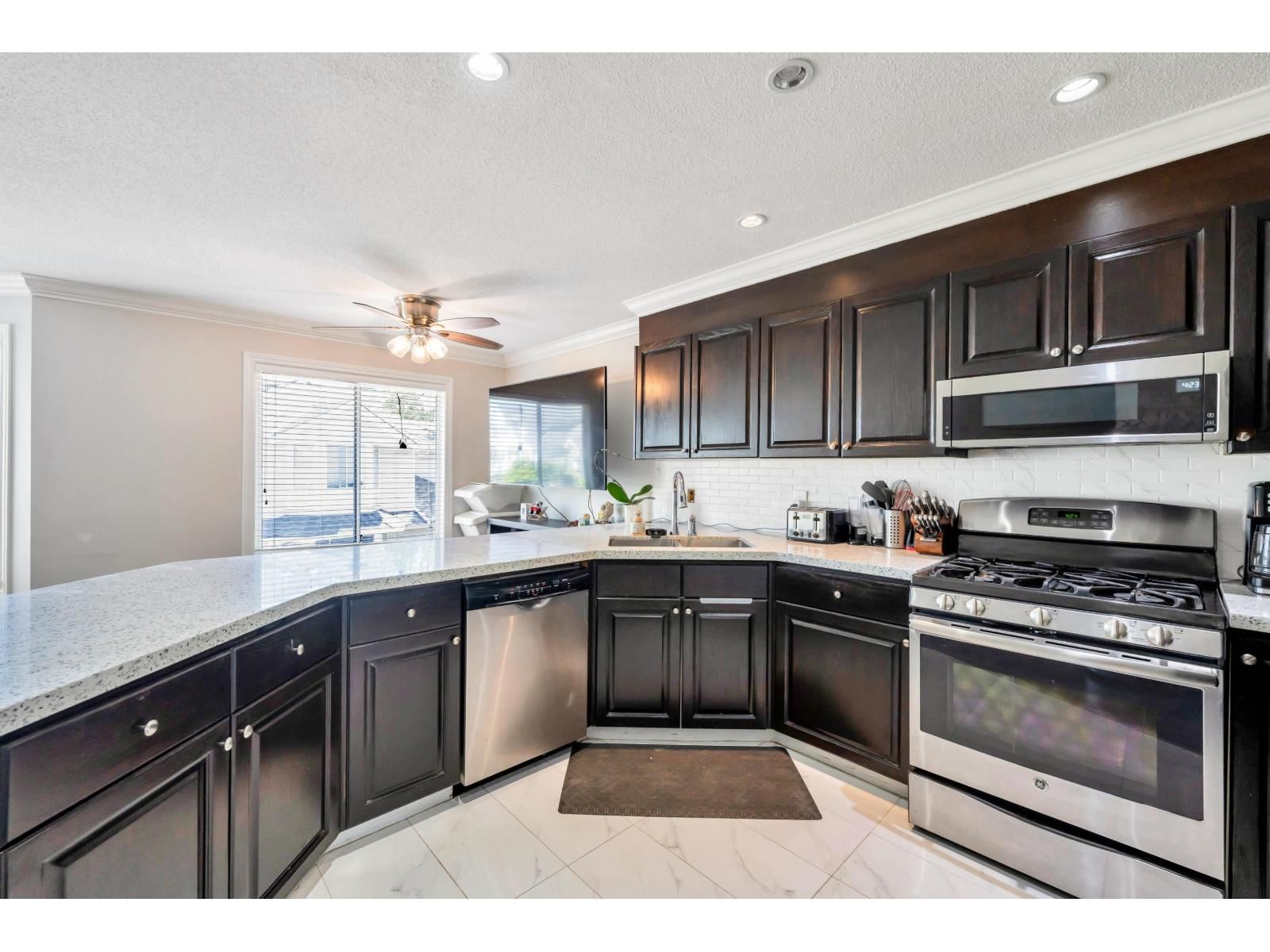 97 - 7955 122 STREET Image 12