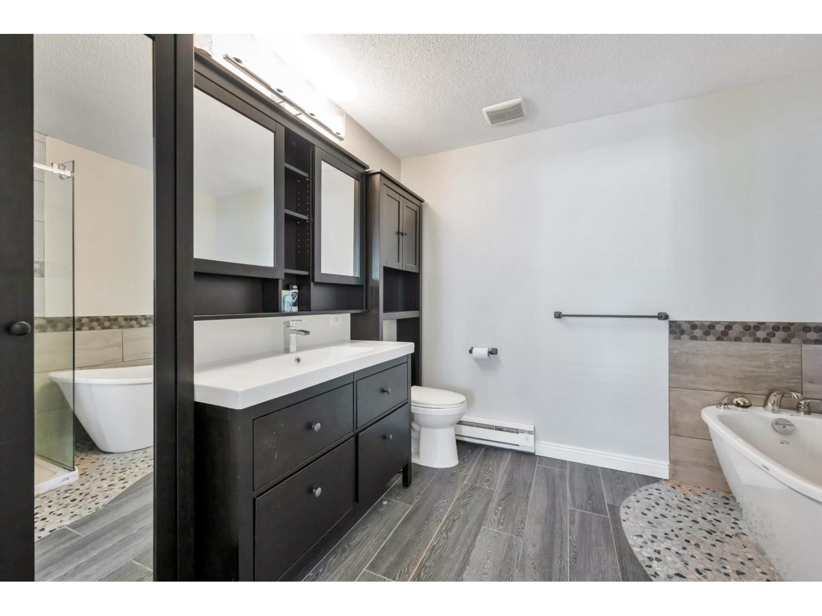 97 - 7955 122 STREET Image 22