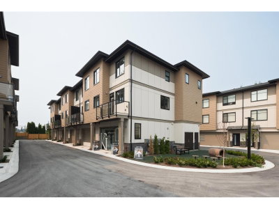 1641 KING Crescent | Abbotsford British Columbia | Slide Image Five