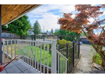 10810 129 Street | Surrey British Columbia | Slide Image Seven