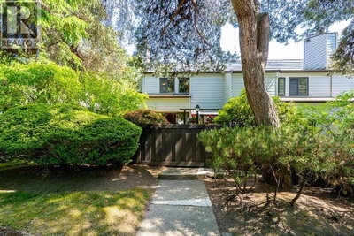 3350 ROSEMONT Drive | Vancouver British Columbia | Slide Image Thirty-two
