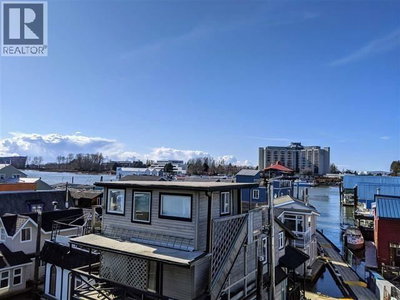 8191 RIVER Road | Richmond British Columbia | Slide Image Nine