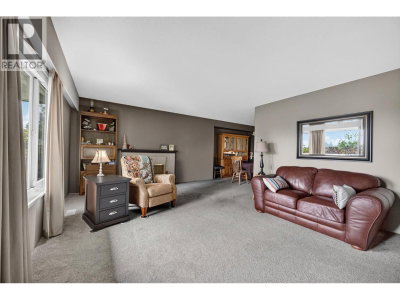 1576 PITT RIVER Road | Port Coquitlam British Columbia | Slide Image Four