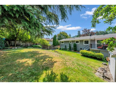 35365 SELKIRK Avenue | Abbotsford British Columbia | Slide Image Twenty-five