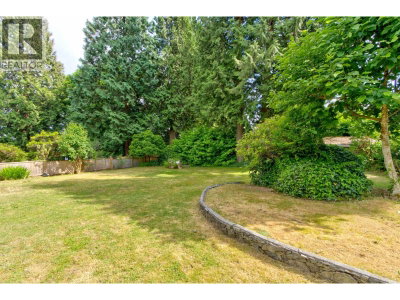 1177 15TH Street | North Vancouver British Columbia | Slide Image Thirty