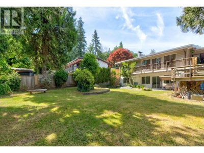 1177 15TH Street | North Vancouver British Columbia | Slide Image Thirty-seven