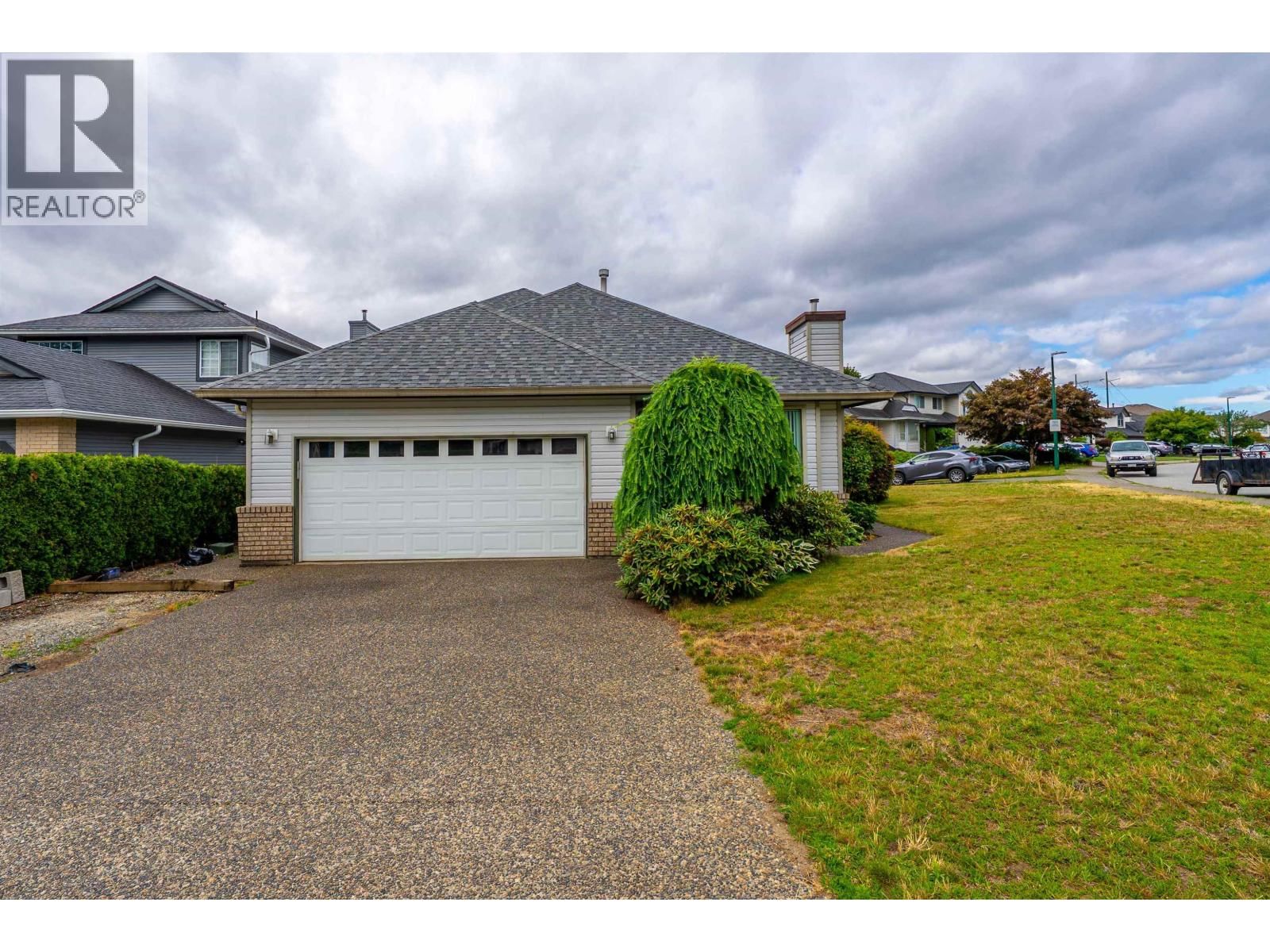 1372 OXFORD Street, Coquitlam, British Columbia V3P 1A2