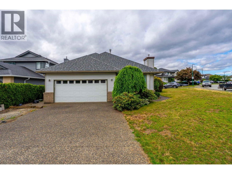 1372 OXFORD Street Coquitlam British Columbia, V3P 1A2 - 3 Bedrooms Home For Sale