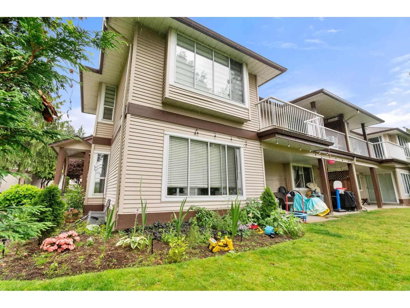 1006 - 1750 MCKENZIE ROAD Image 27