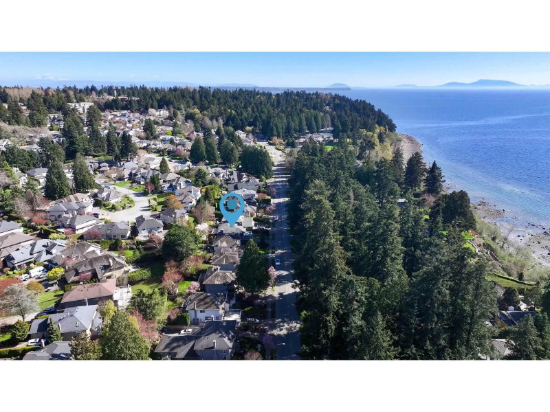 1834 OCEAN PARK Road Surrey British Columbia, V4A 3M3 - 7 Bedrooms Home For Sale