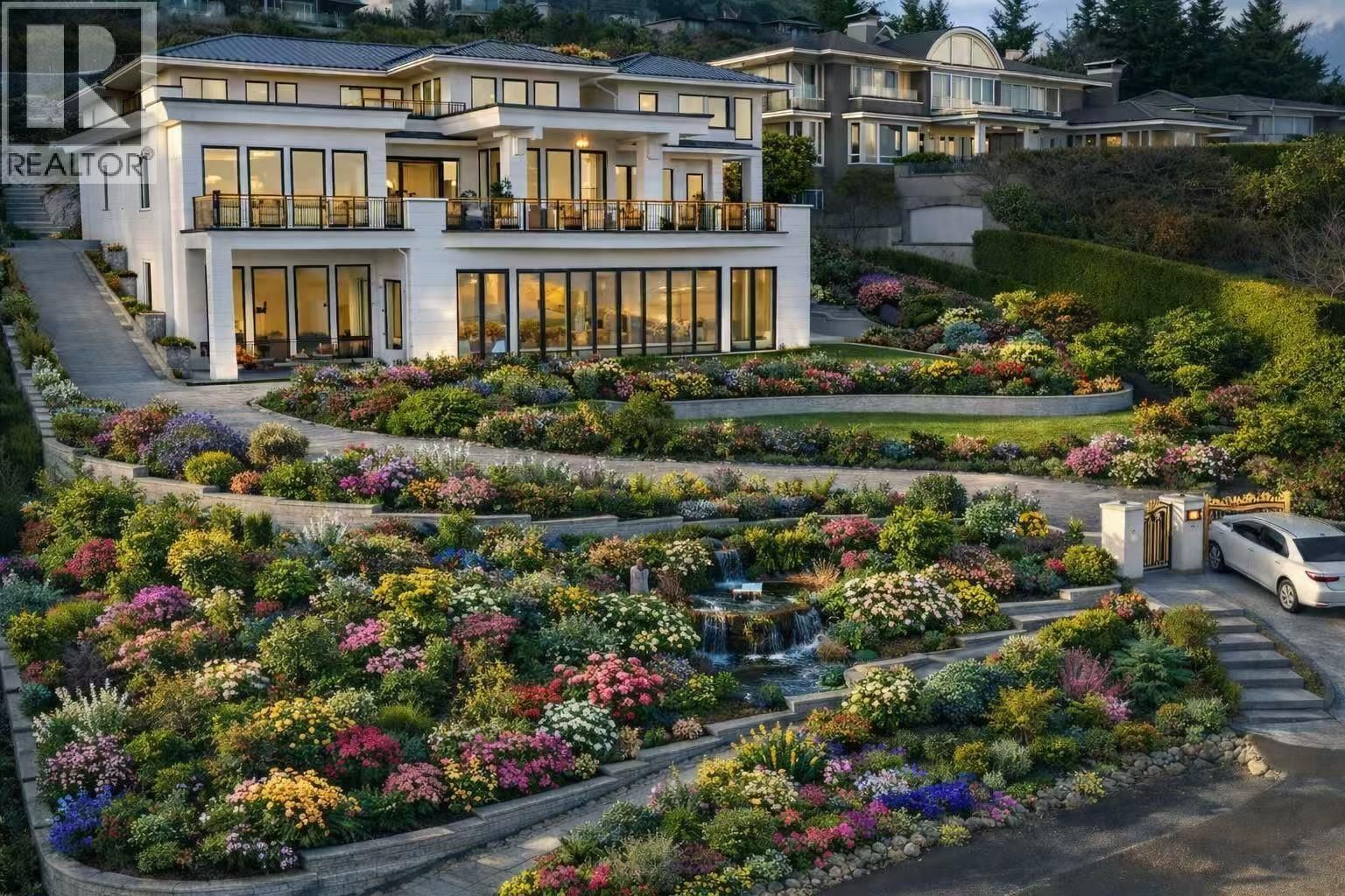 835 FARMLEIGH Road, West Vancouver, British Columbia V7S 1Z8