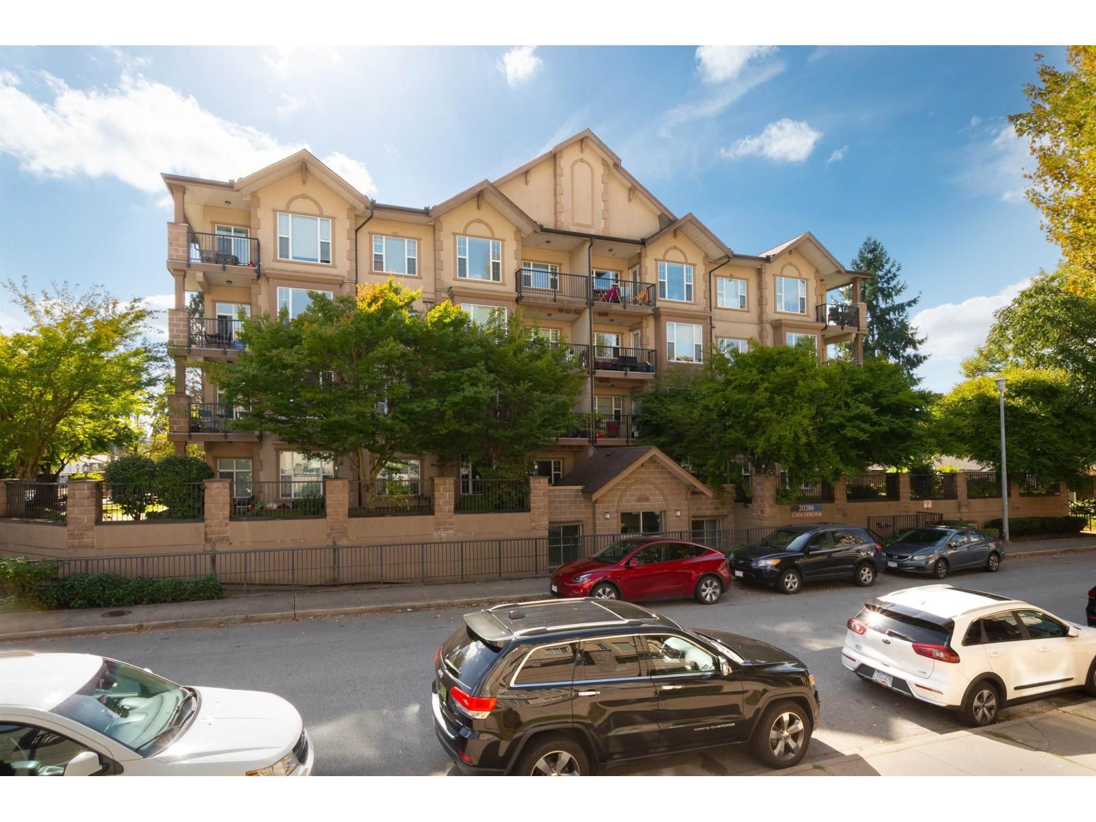 20286 53A Avenue, Langley, British Columbia V3A 0A8