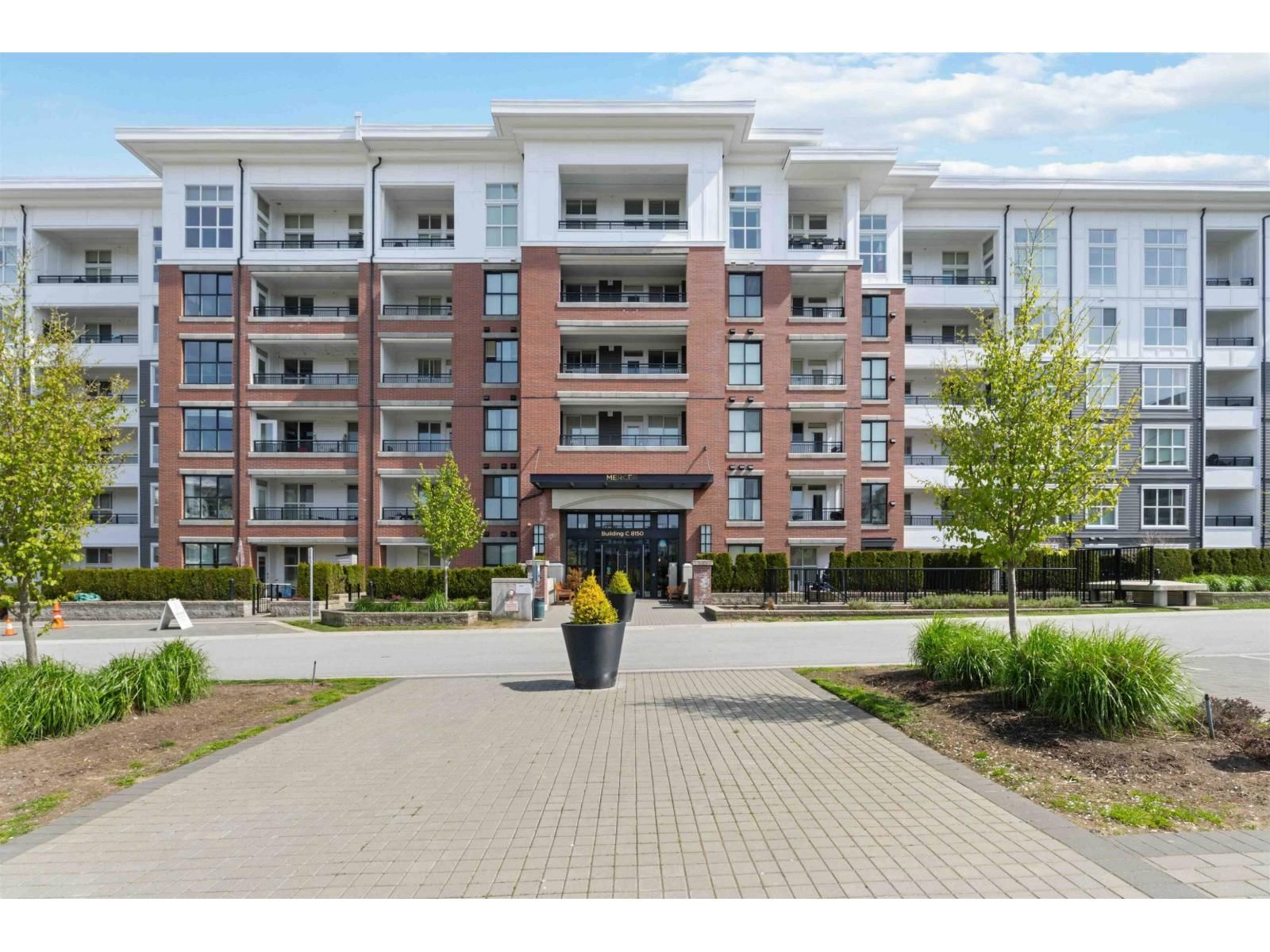 8150 207 Street, Langley, British Columbia V2Y 4J4