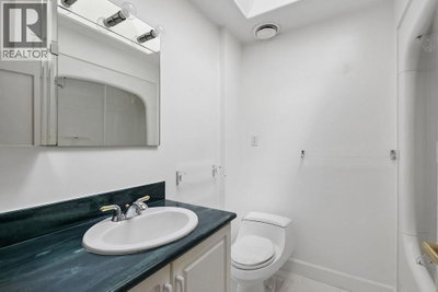 5998 LARCH Street | Vancouver British Columbia | Slide Image Thirteen