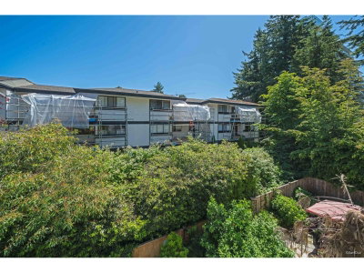 1552 EVERALL Street | White Rock British Columbia | Slide Image Thirty-three