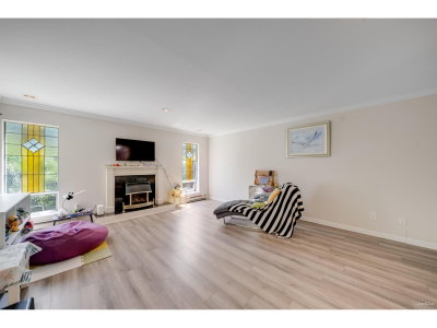 1552 EVERALL Street | White Rock British Columbia | Slide Image Five