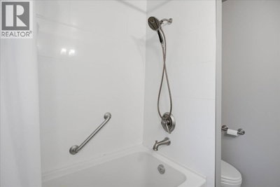 2206 PINECREST Avenue | Coquitlam British Columbia | Slide Image Twenty-one