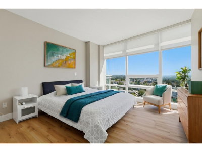 15152 RUSSELL Avenue | White Rock British Columbia | Slide Image Eight