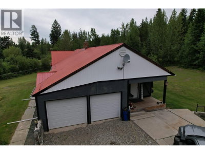 3219 HAYMAN Crescent | Quesnel British Columbia | Slide Image Three