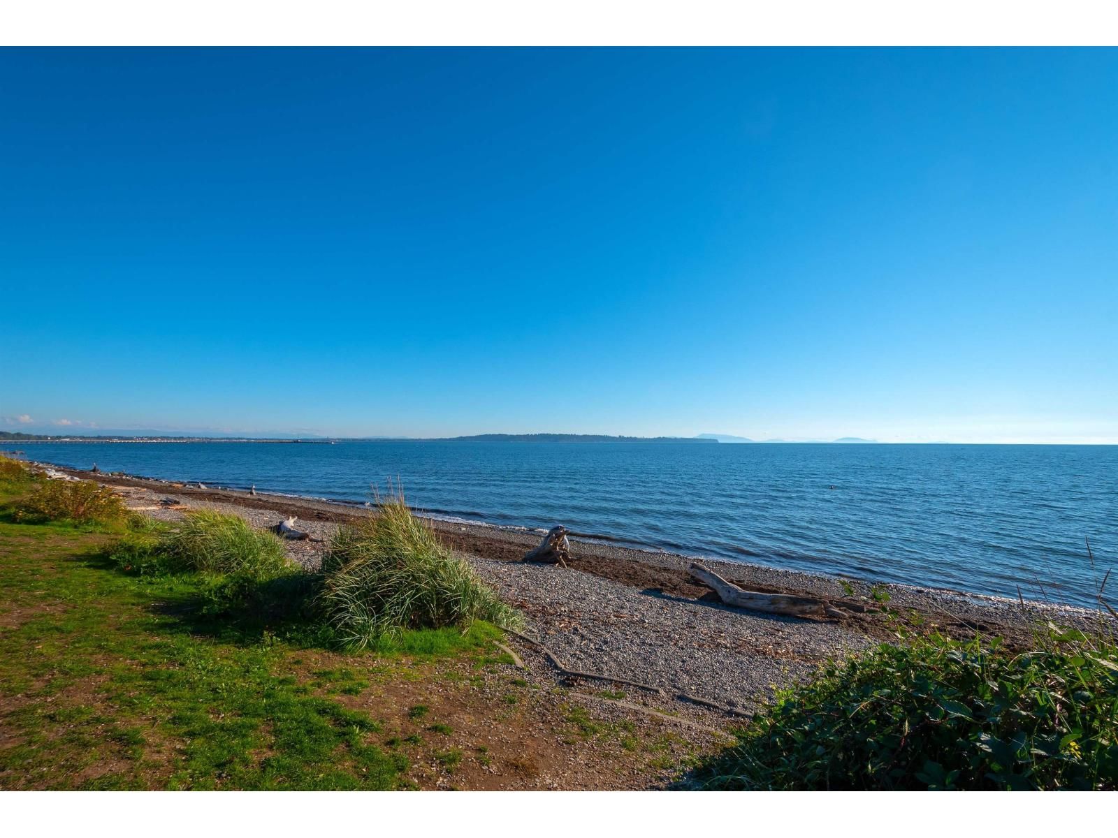 15963 MARINE Drive, White Rock, British Columbia V4B 1G1
