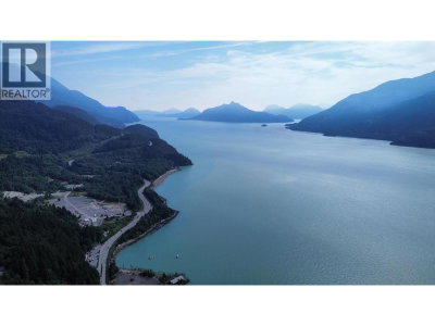 1121 COPPER Drive | Squamish British Columbia | Slide Image Nineteen
