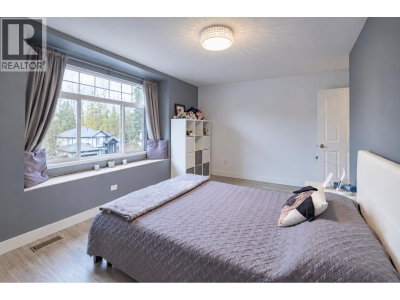 23717 110 Avenue | Maple Ridge British Columbia | Slide Image Twenty-seven
