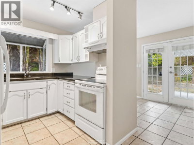 11638 225 Street | Maple Ridge British Columbia | Slide Image Eighteen