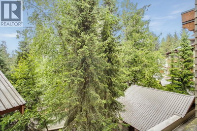 4653 BLACKCOMB Way | Whistler British Columbia | Slide Image Six
