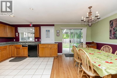 20102 DITTON Street | Maple Ridge British Columbia | Slide Image Thirteen