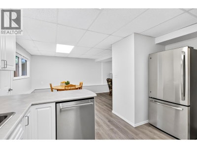 20800 CAMWOOD Avenue | Maple Ridge British Columbia | Slide Image Twenty-eight