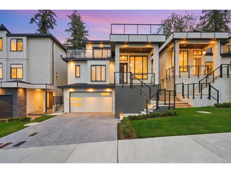 11472 138A Street Surrey British Columbia, V3R 0J3 - 8 Bedrooms Home For Sale