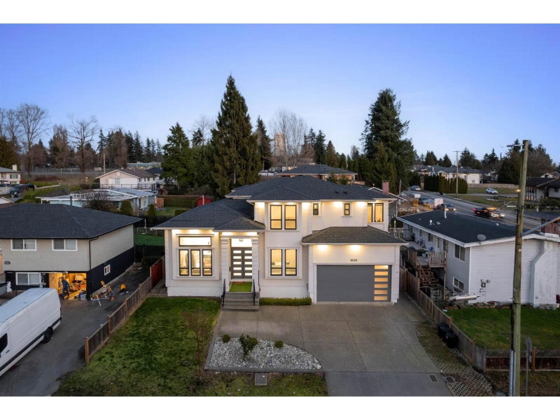 8020 114 Street Delta British Columbia, V4C 5H6 - 9 Bedrooms Home For Sale