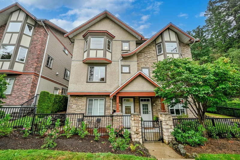 35626 MCKEE Road Abbotsford British Columbia, V3G 2L6 - 4 Bedrooms Condo For Sale