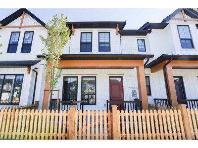 20482 76 Avenue | Langley British Columbia | Slide Image One