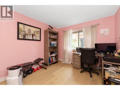 2635 PANORAMA Drive | Coquitlam British Columbia | Slide Image Seventeen