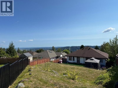 2635 PANORAMA Drive | Coquitlam British Columbia | Slide Image Thirty-one