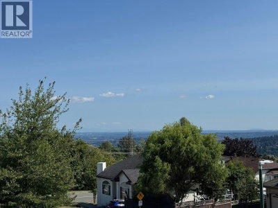 2635 PANORAMA Drive | Coquitlam British Columbia | Slide Image Thirty-five