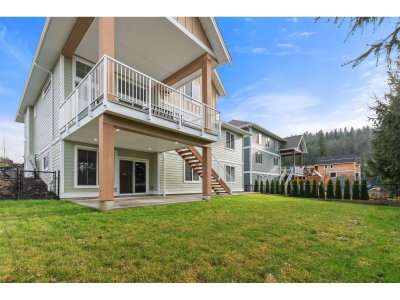 9997 MAGNOLIA Place | Chilliwack British Columbia | Slide Image Four