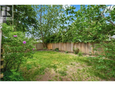 11661 207 Street | Maple Ridge British Columbia | Slide Image Thirty-three