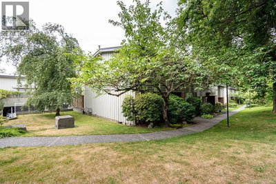 9061 HORNE Street | Burnaby British Columbia | Slide Image Forty